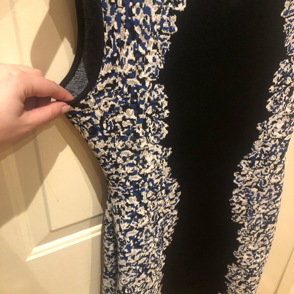 BCBG Floral Ribbed Dress - Picture 4 of 4